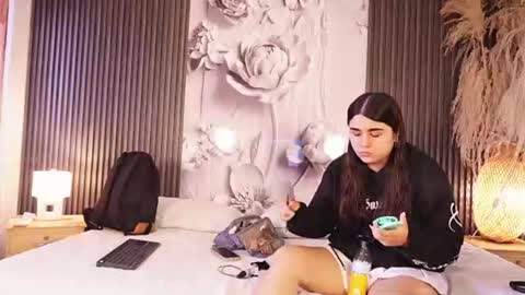 Snapshot of gabbyanddominic chatting on 07.16.26 Gabby And Dominic online show from 07.16.26
