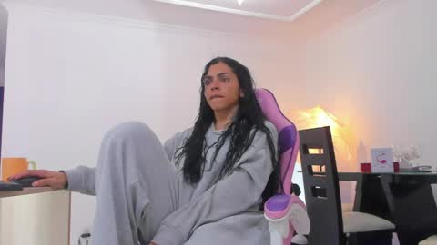 Gabby Grey online show from 05.13.26
