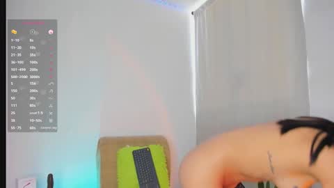 Snapshot of gabbymorgan chatting on 02.10.25 GABY online show from 02.10.25