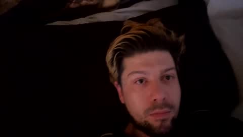 Snapshot of gabethier25 chatting on 12.08.24 yeeah online show from 12.08.24