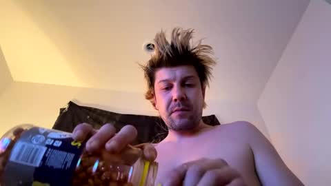 Snapshot of gabethier25 chatting on 12.14.24 yeeah online show from 12.14.24