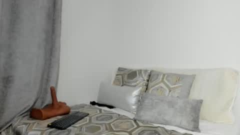   Instagram soygabi g   online show from 09.27.25