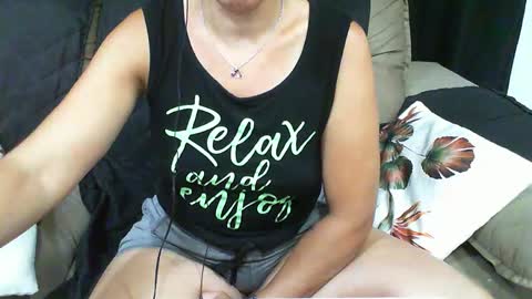 gaby  layla online show from 12.14.24