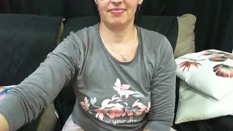 gaby  layla online show from 09.09.25