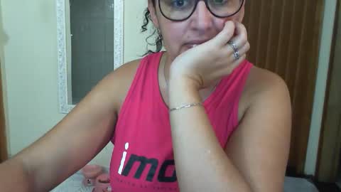 Snapshot of gabibrasil chatting on 06.05.26 gaby layla online show from 06.05.26