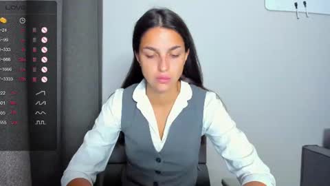 Snapshot of gabri_baby chatting on 06.11.26 The next stream in car 1 december 10pm time in France online show from 06.11.26