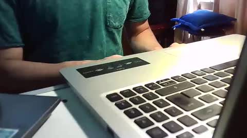 javier online show from 02.11.25