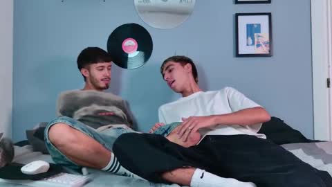 gabriel_and_geronimo online show from 10.23.25