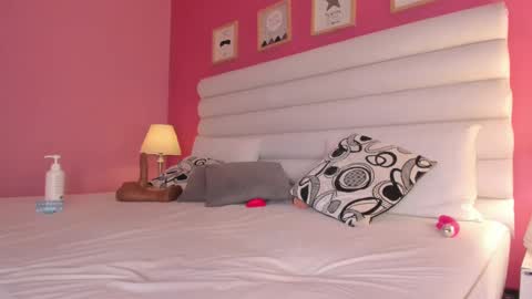 Gabriela salgado online show from 02.19.25