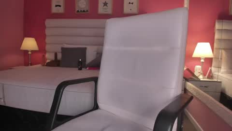 Gabriela salgado online show from 02.20.25