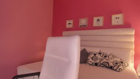 Gabriela salgado online show from 02.22.25