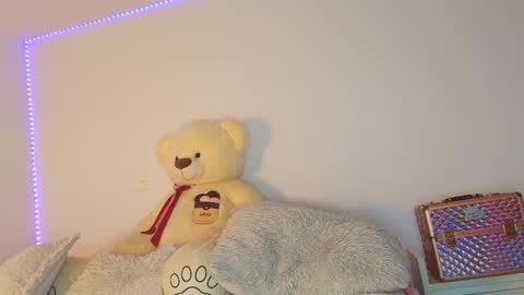 Snapshot of gabrielablake chatting on 02.03.26 online show from 02.03.26