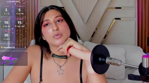 Gabriela Kassi online show from 03.11.25