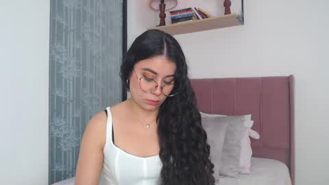 Snapshot of gabrielarossa chatting on 02.28.25 GabrielaRossa online show from 02.28.25