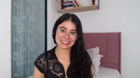 Snapshot of gabrielarossa chatting on 03.11.25 GabrielaRossa online show from 03.11.25