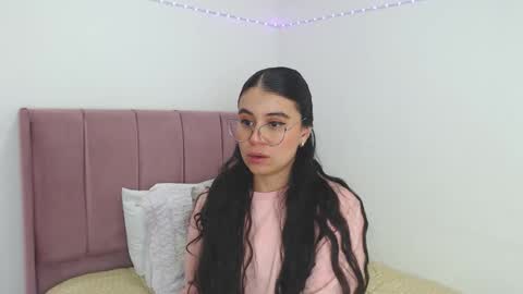 Snapshot of gabrielarossa chatting on 09.28.25 GabrielaRossa online show from 09.28.25