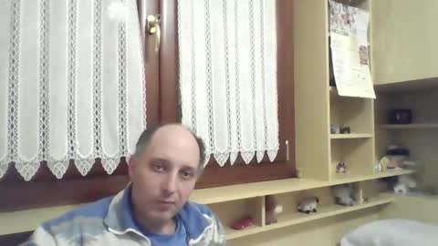 Gabriele online show from 12.21.25