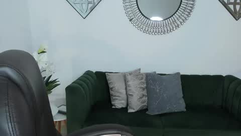 gabriella_evans_ online show from 02.18.26