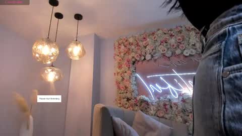 Snapshot of gabriellalee_ chatting on 04.28.26 Gabriella Lee online show from 04.28.26
