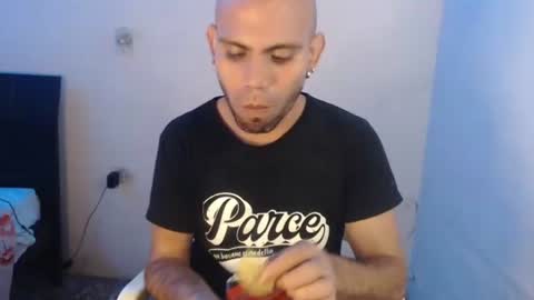 Snapshot of gabrielle_ramirez chatting on 12.20.24 Gabriel online show from 12.20.24