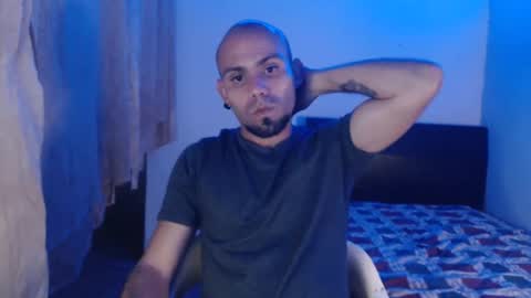 Snapshot of gabrielle_ramirez chatting on 02.03.25 Gabriel online show from 02.03.25