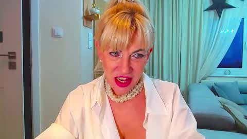 GabrielleMature online show from 01.10.26