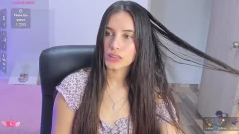 Snapshot of gaby_olsen chatting on 06.08.26 Gabriela online show from 06.08.26