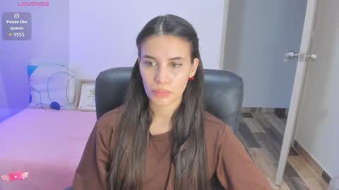 Snapshot of gaby_olsen chatting on 06.18.26 Gabriela online show from 06.18.26