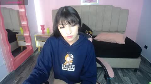 Snapshot of gaby_s1 chatting on 12.16.24 Gaby online show from 12.16.24