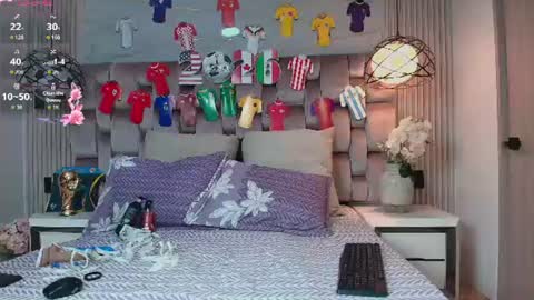 Snapshot of gabyevans4 chatting on 07.10.26 GabyEvans online show from 07.10.26