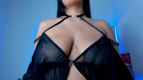 Snapshot of gabyjohansson1 chatting on 02.14.25 gaby online show from 02.14.25