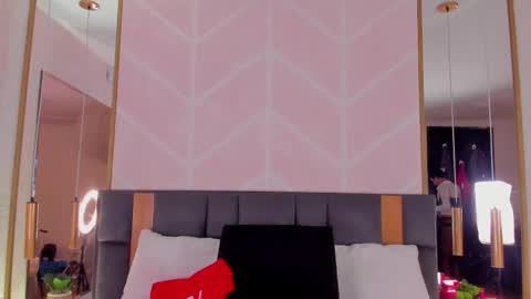 Gaby online show from 12.20.25