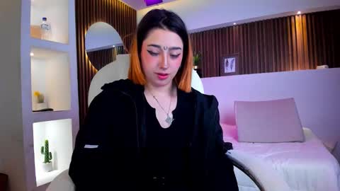 gabyrose9 online show from 10.21.25