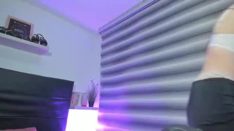 Snapshot of gabys_davisx chatting on 12.07.24 Gabby online show from 12.07.24