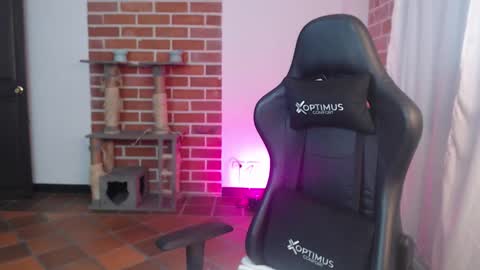 Lenna 3 online show from 02.21.26