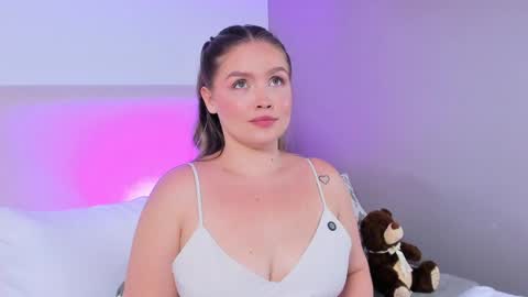 Snapshot of gaiabaker chatting on 04.29.26 Gaia Baker online show from 04.29.26