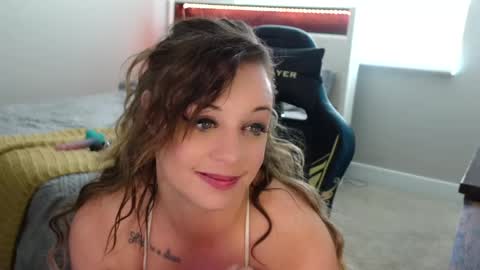 Snapshot of garagesex22 chatting on 05.28.26 Jenna - be back MONDAY night. online show from 05.28.26
