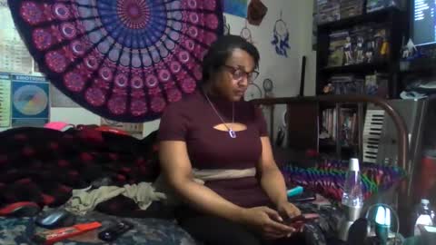 Gardenia online show from 11.28.25