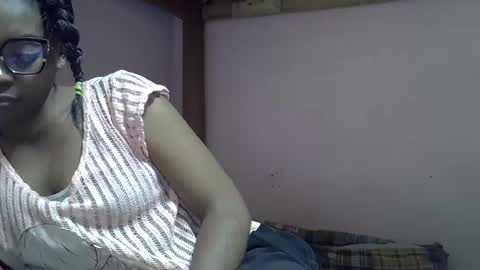 Snapshot of gasielah chatting on 02.22.25 gasielah online show from 02.22.25