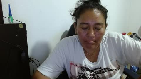 Snapshot of gatika_sexy chatting on 04.28.26 katia online show from 04.28.26