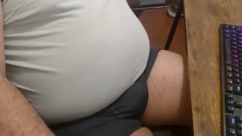 Snapshot of gato27cam chatting on 07.01.26 Marco online show from 07.01.26