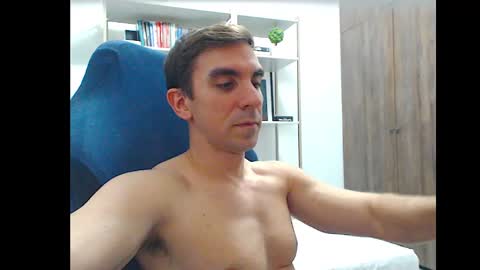 gatosarado23 online show from 09.28.25