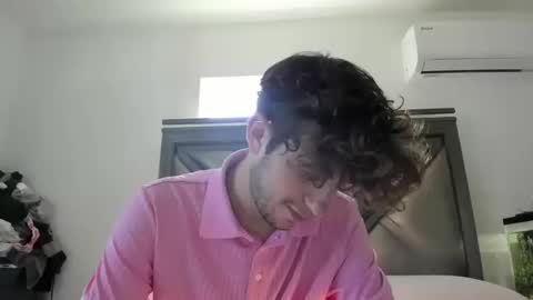 Snapshot of gayndepressed chatting on 10.12.25 Trace online show from 10.12.25