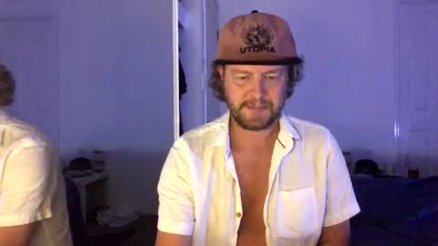 Snapshot of gcsurfer81 chatting on 04.17.26 gcsurfer81 online show from 04.17.26