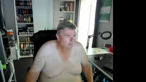 Snapshot of geiler_bock chatting on 06.28.26 Geiler Bock online show from 06.28.26