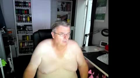 Snapshot of geiler_bock chatting on 07.12.26 Geiler Bock online show from 07.12.26