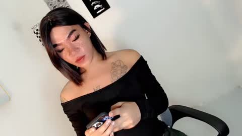 Snapshot of gelluxxx chatting on 07.26.26 gelo online show from 07.26.26
