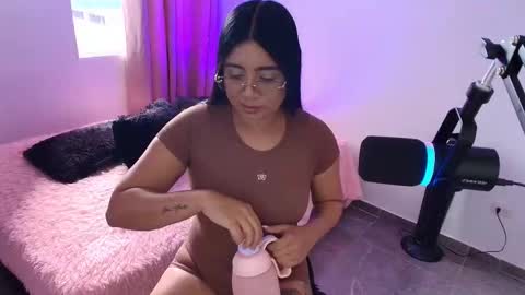 geminis11 online show from 02.17.26