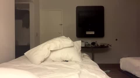 Lenzy LaCanada online show from 11.21.25