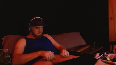 Snapshot of genitalwars chatting on 01.16.26 genitalwars online show from 01.16.26